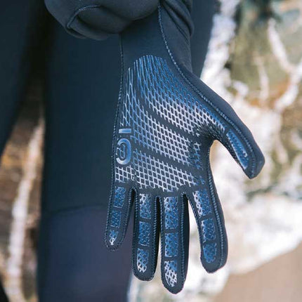 Surf gloves
