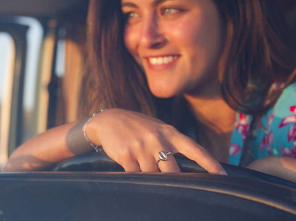 At Aloha At Aloha Silver Shell Ring