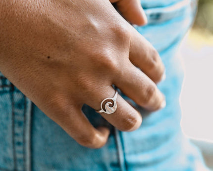 At Aloha At Aloha Silverwave Ring