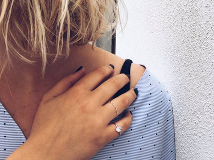 At Aloha At Aloha Small Shell Ring