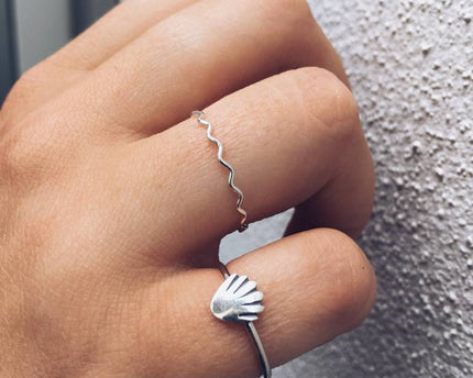 At Aloha At Aloha Small Shell Ring