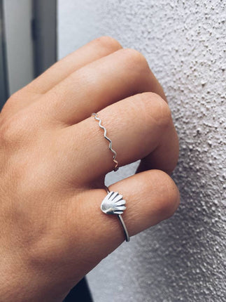 At Aloha At Aloha Small Shell Ring