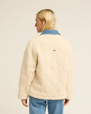 Billabong Billabong Dames Stay Golden Oversized Trucker Jack White Cap