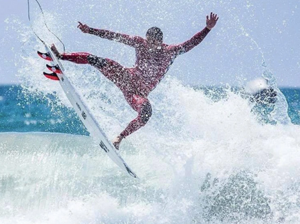 Feather Fins Feather Fins Dual Tab Signatures Jonathan Gonzalez Thruster Fins Red