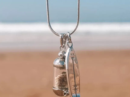 Laguna Treasures Laguna Treasures Beach Pendant Ketting Surfskateboard Zilver