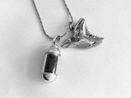 Laguna Treasures Laguna Treasures Beach Pendant Zilver met Haaientand