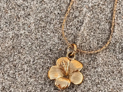 Laguna Treasures Laguna Treasures Oceaan Ketting Hibiscus Goud