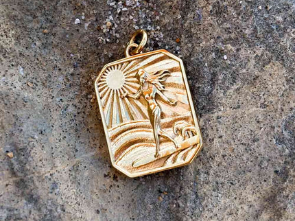 Laguna Treasures Laguna Treasures Surfgirl Hanger Goud