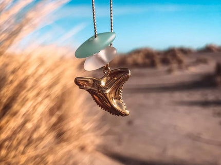 Laguna Treasures Laguna Treasures Zeeglas Ketting Haaientand Goud