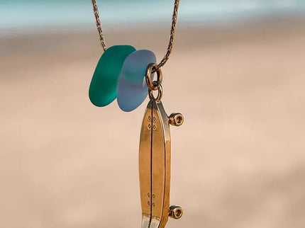Laguna Treasures Laguna Treasures Zeeglas Ketting Surfskateboard Goud