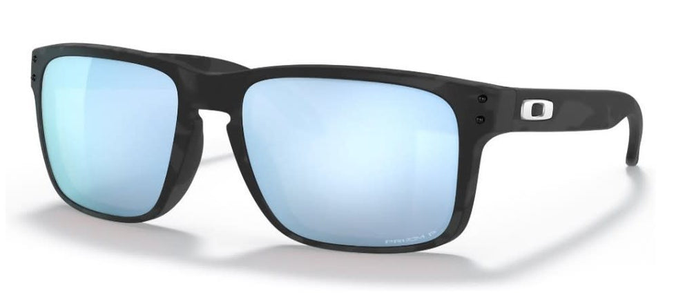 Oakley Oakley Holbrook Matte Black Camo Prizm Deep Water Polarized Zonnebril