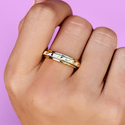 Pura Vida Pura Vida Enamel Wave Fidget Ring Gold