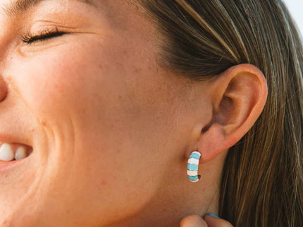 Pura Vida Pura Vida Striped Enamel Gold Hoop Earring Blue/White