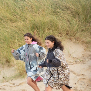 White Water White Water Surf Poncho Jas Hardshell Leopard print